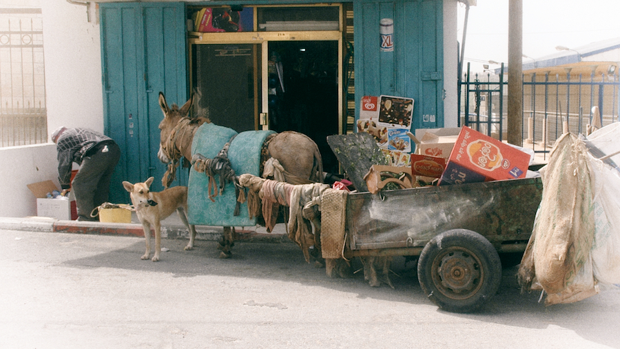 ALMU20100310_9959 Hans in het dorp van de Samaritanen