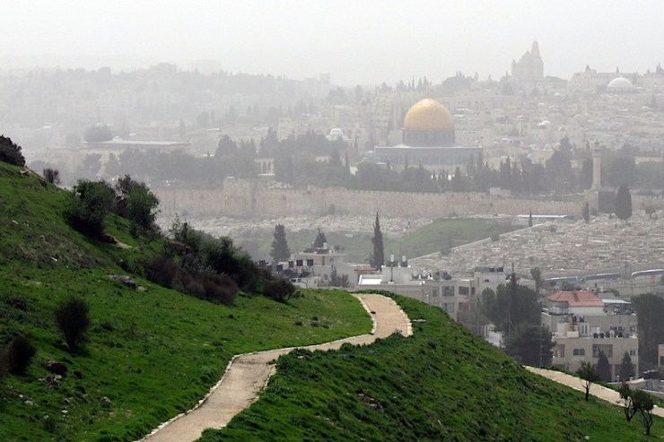 Uitzicht vanaf de Scopus Berg. Voor Jeruzalem is het heel moeilijk een politieke oplossing te vinden. Foto: © Alfred Muller.