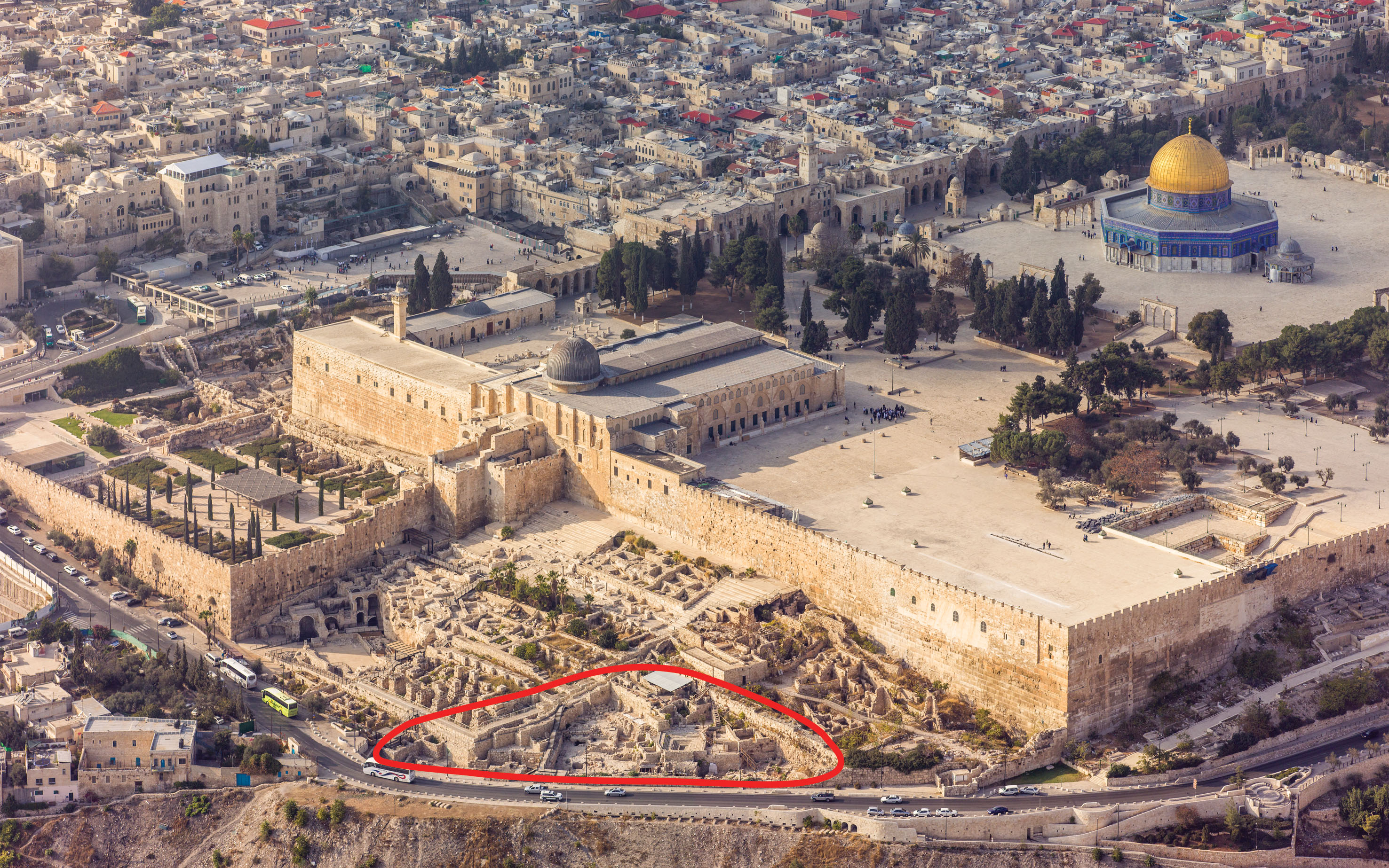 hu151202_Mazar_Shiva_big