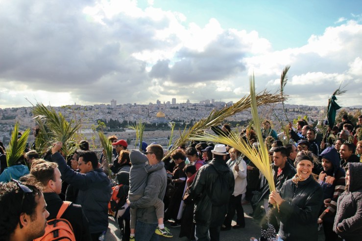 Palmesondag 20.3.2016 Proses jonen går, Tempelplassen