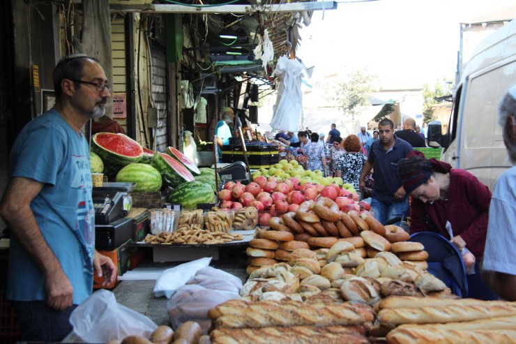 Lovhyttefest 2017, granatepler, Mahane Yehuda (H. Norberg)