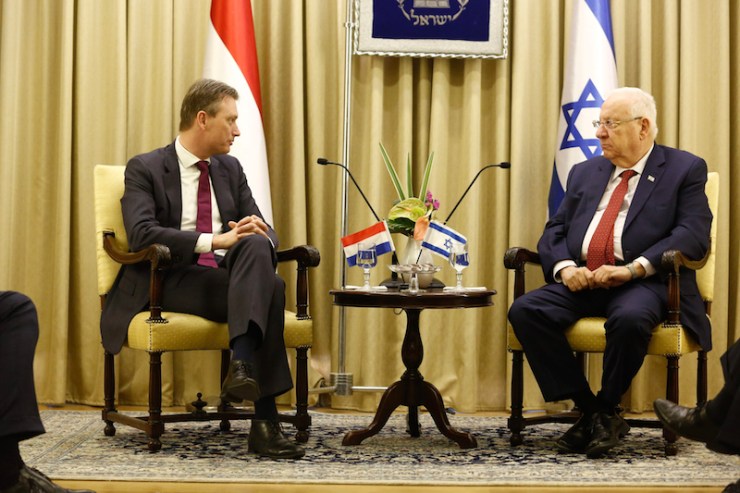 27835901629_ca68d2bed9_k (1)